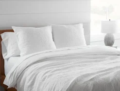 Sale Coyuchi Avila Organic Matelasse Blanket