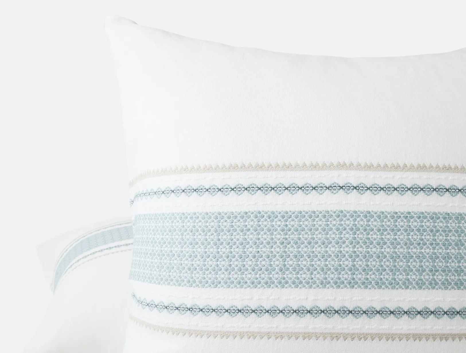Discount Coyuchi Cabrillo Organic Sham Alpine White w/Tidal