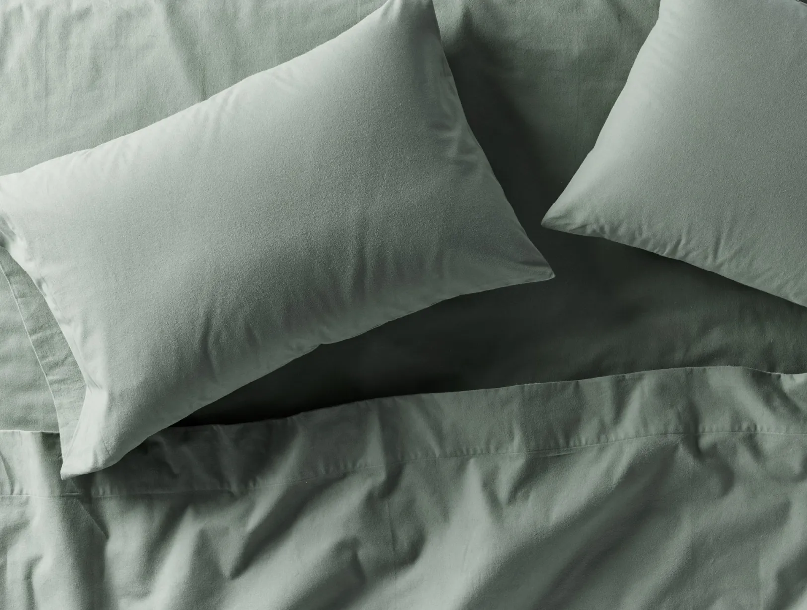 Hot Coyuchi Cloud Brushed™ Organic Flannel Fitted Sheet