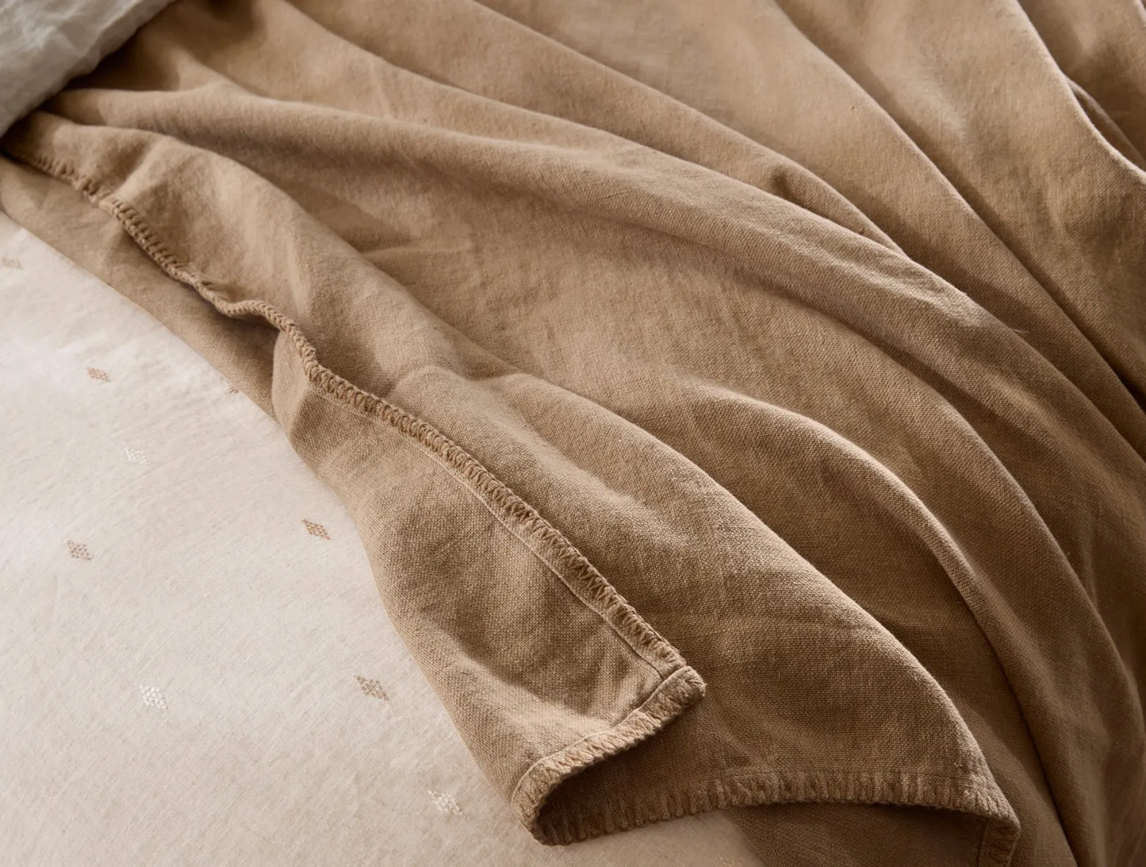 Clearance Coyuchi Helena Organic Linen Throw
