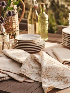 Sale Coyuchi Marguerite Organic Print Napkins, Set of 4