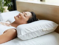 Outlet Coyuchi Turiya™ Organic Latex Pillow Alpine White