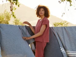 Hot Coyuchi Women's Solstice Organic Boxy Tee